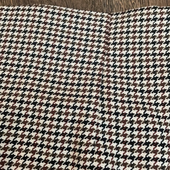 H&M Skirt - Picture 2 of 2